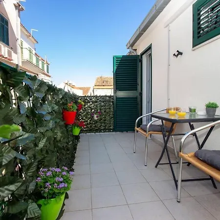 Apartman Nice 2 Floors 2 Bathroom In Center *